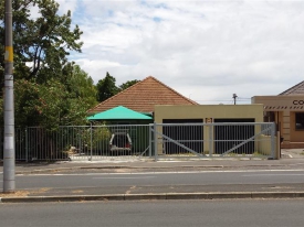 1-driveway-gate-with-panels